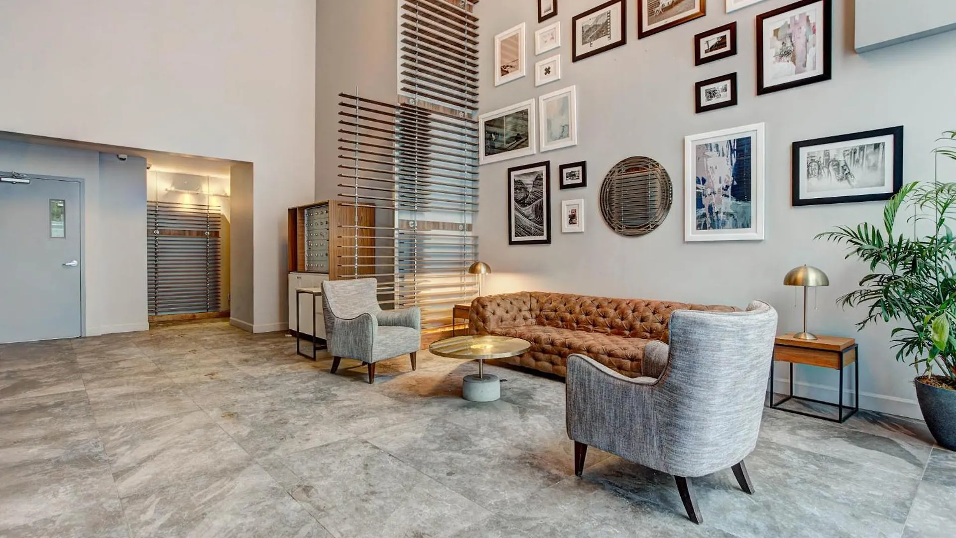 Aparthotel The Downtown Zando Montreal